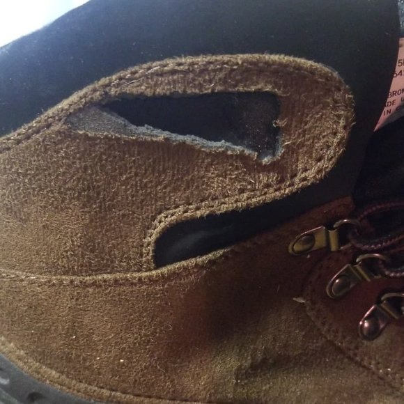 Size 11 Itasca Brown 3M Thinsulate Boots - Picture 2 of 5